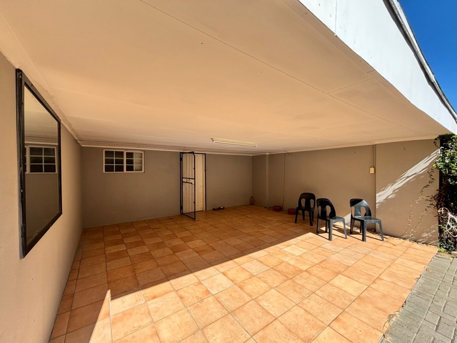3 Bedroom Property for Sale in Flimieda North West